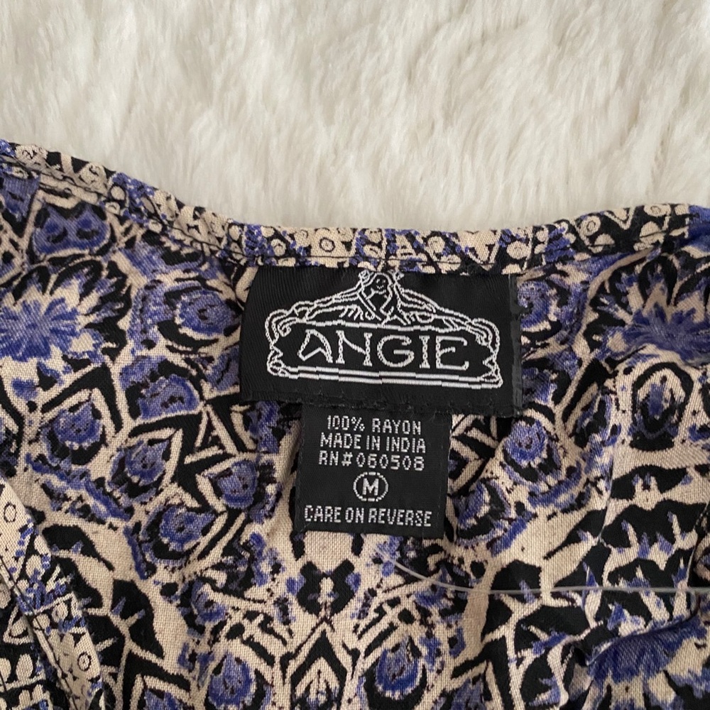 Patterned Romper - Picture 7 of 7